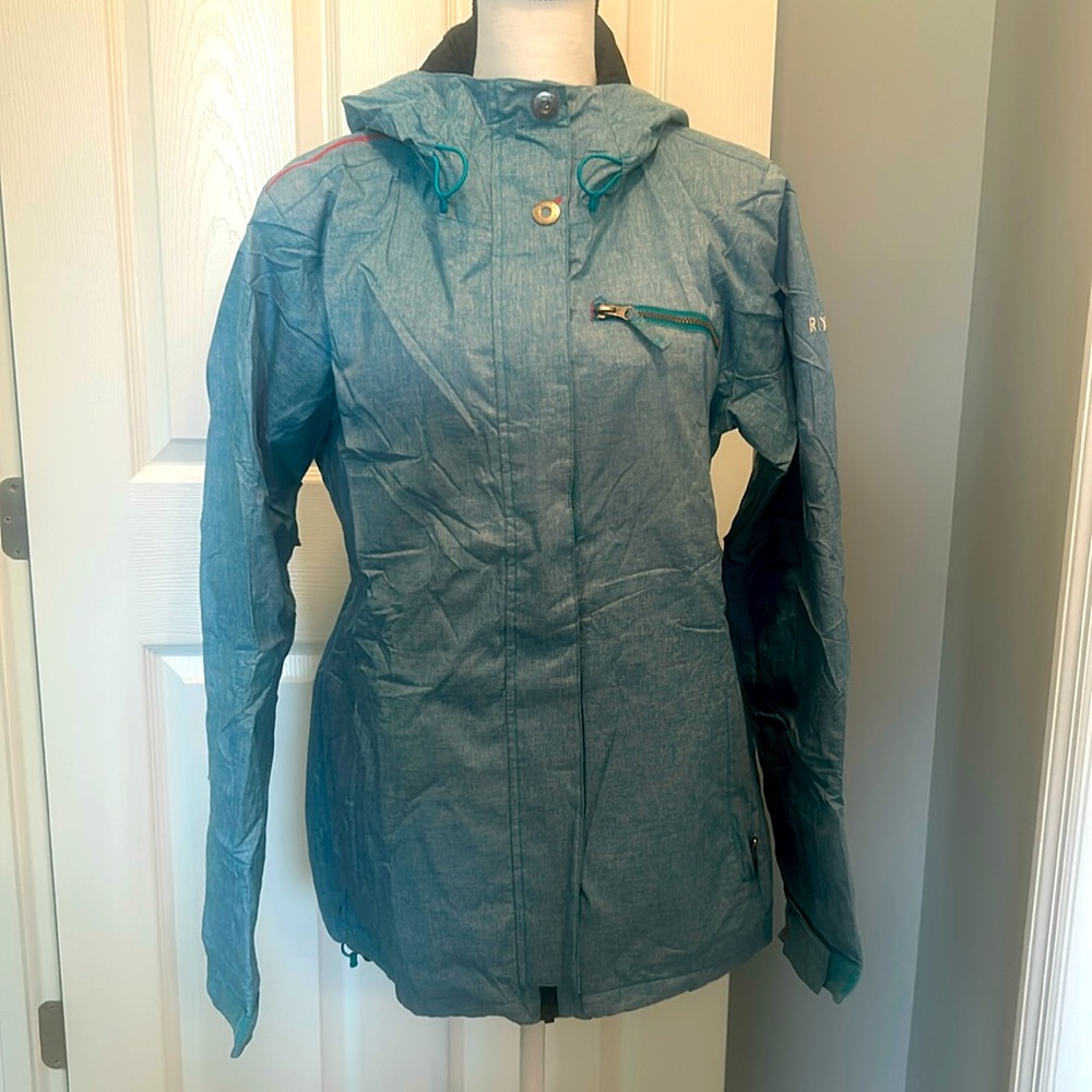 ROXY ski/snowboard jacket. Size Large. Color blue/aqua.